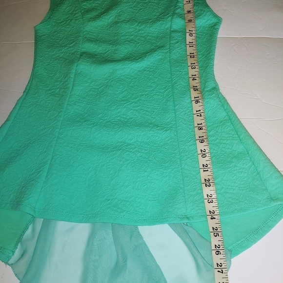 Julie's Closet Mint Green Top L - Picture 4 of 6